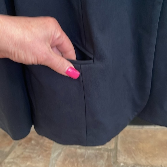 41 Hawthorn navy blue jacket w/ front pockets. Sleeves can be down or rolled.XXL - Picture 2 of 8